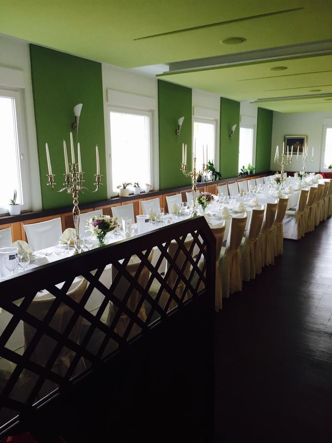 Hotel Restaurant Vater Rhein Woerth am Rhein Esterno foto