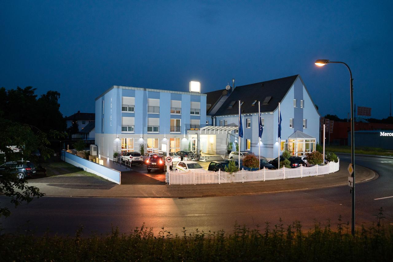 Hotel Restaurant Vater Rhein Woerth am Rhein Esterno foto