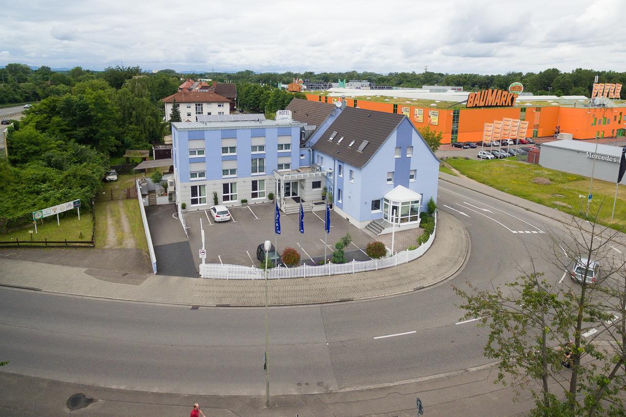 Hotel Vater Rhein Woerth am Rhein Esterno foto